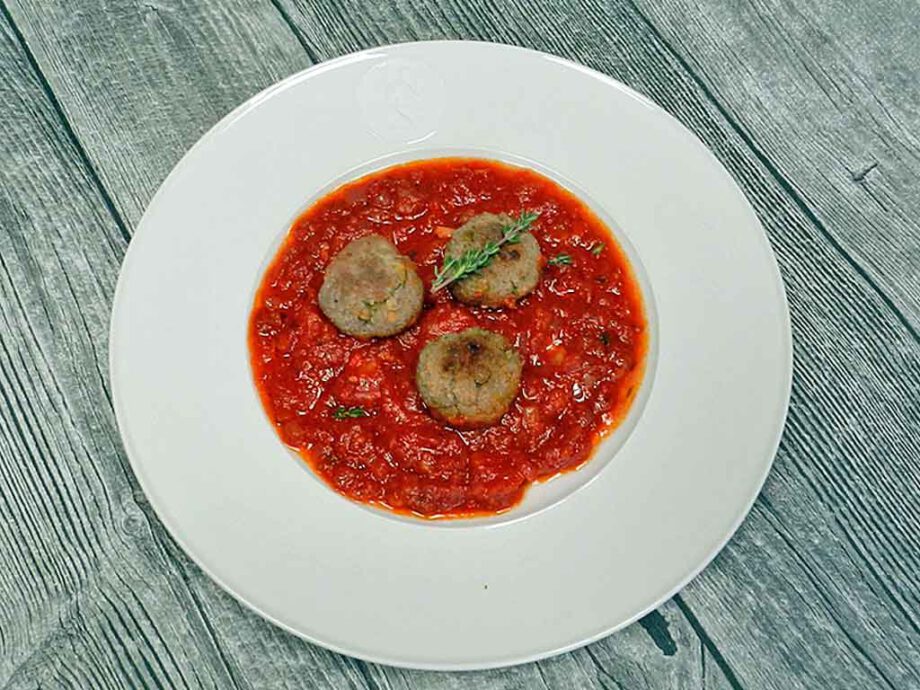 Polpette Mit Pistazien Und Tomatensauce Mediterrane Kochgesellschaft