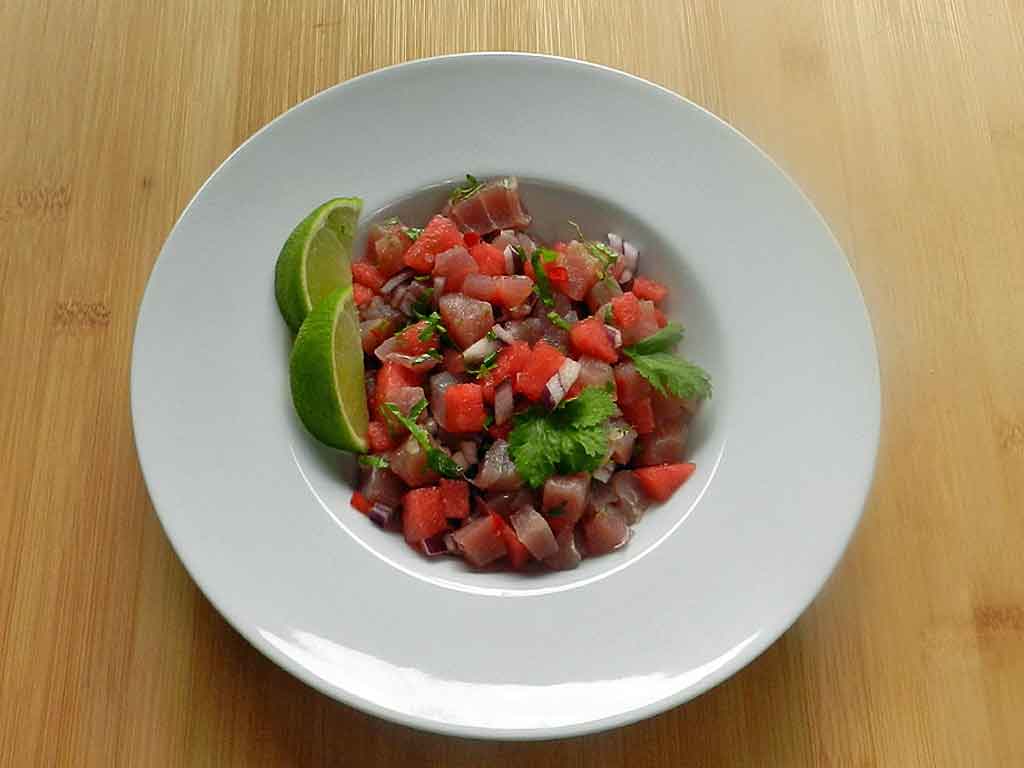 Kalte Küche: Thunfisch-Ceviche mit Wassermelone.